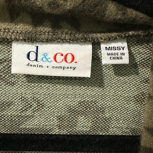 Denim&Co Olive and Black Knit Sweater - Picture 2 of 7